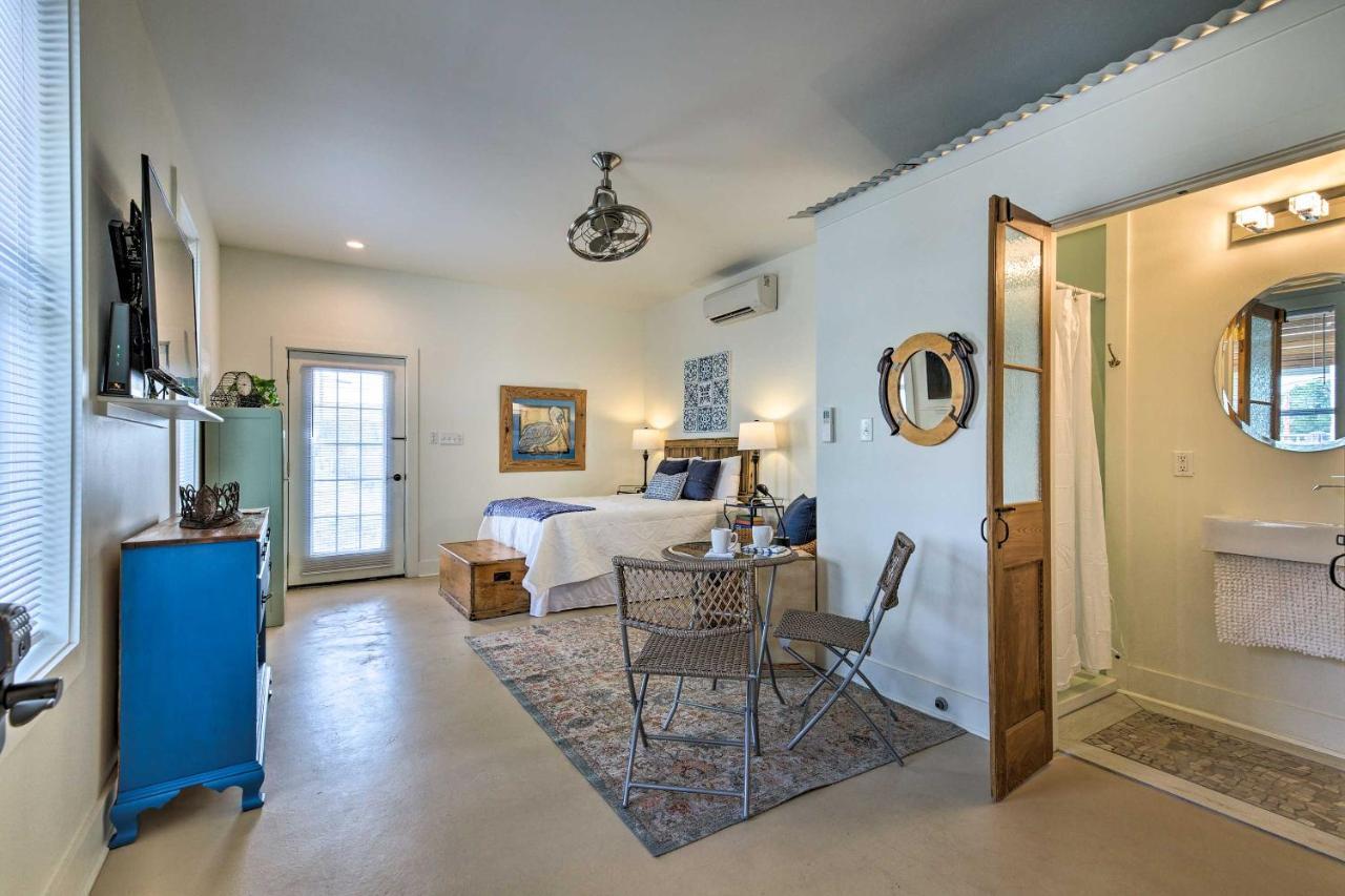 Old Town Getaway, Walk To Shopping, Dining, And Bay! Apartment Bay St. Louis ภายนอก รูปภาพ